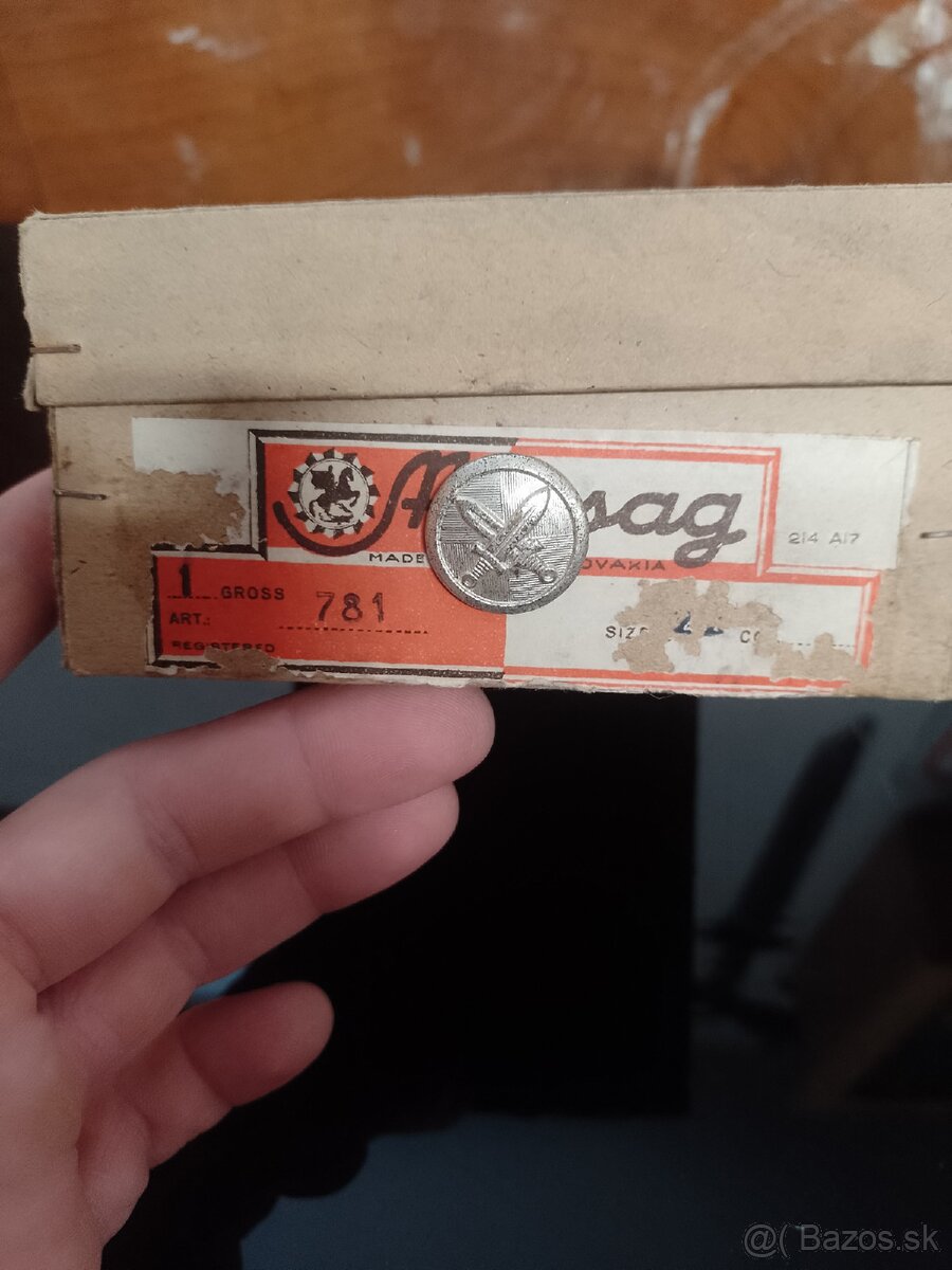 Gombiky MSS