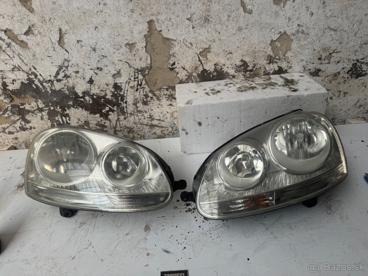 Predne svetla volkswagen golf 5