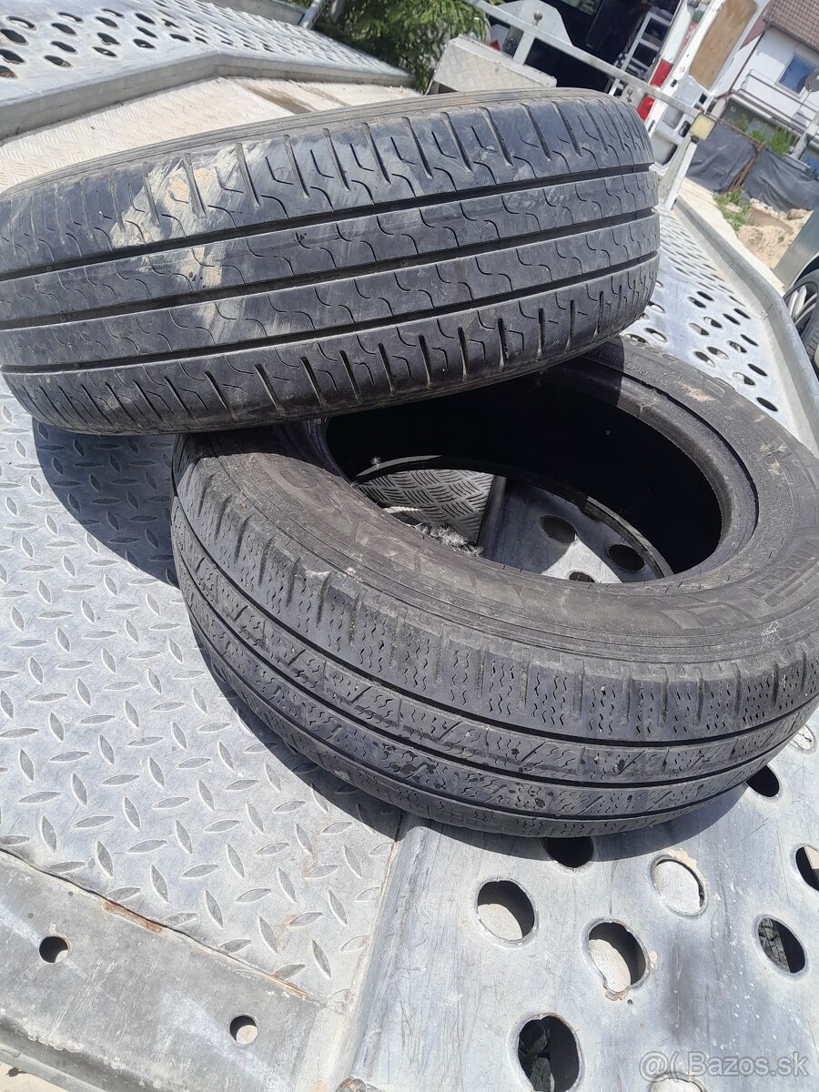Záťažové pneu r16