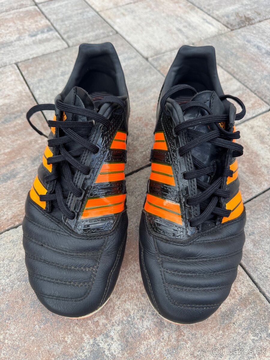 Zachovalé kopačky Adidas PREDATOR