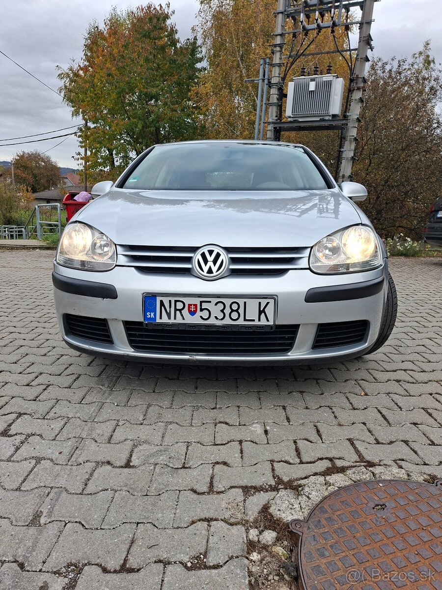 Golf 5 1.6 benzín automat
