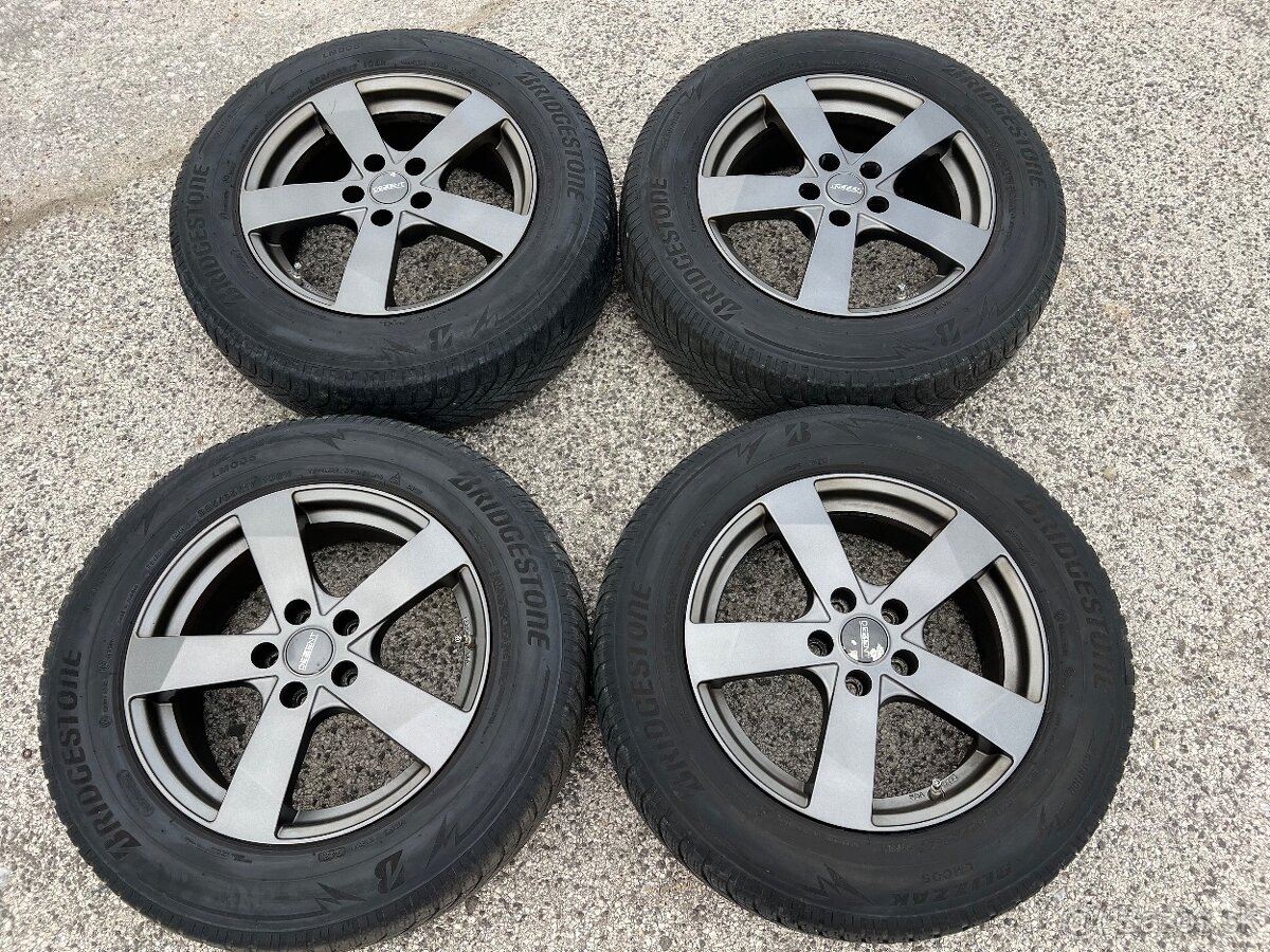 Elektróny Toyota 225/65 R17