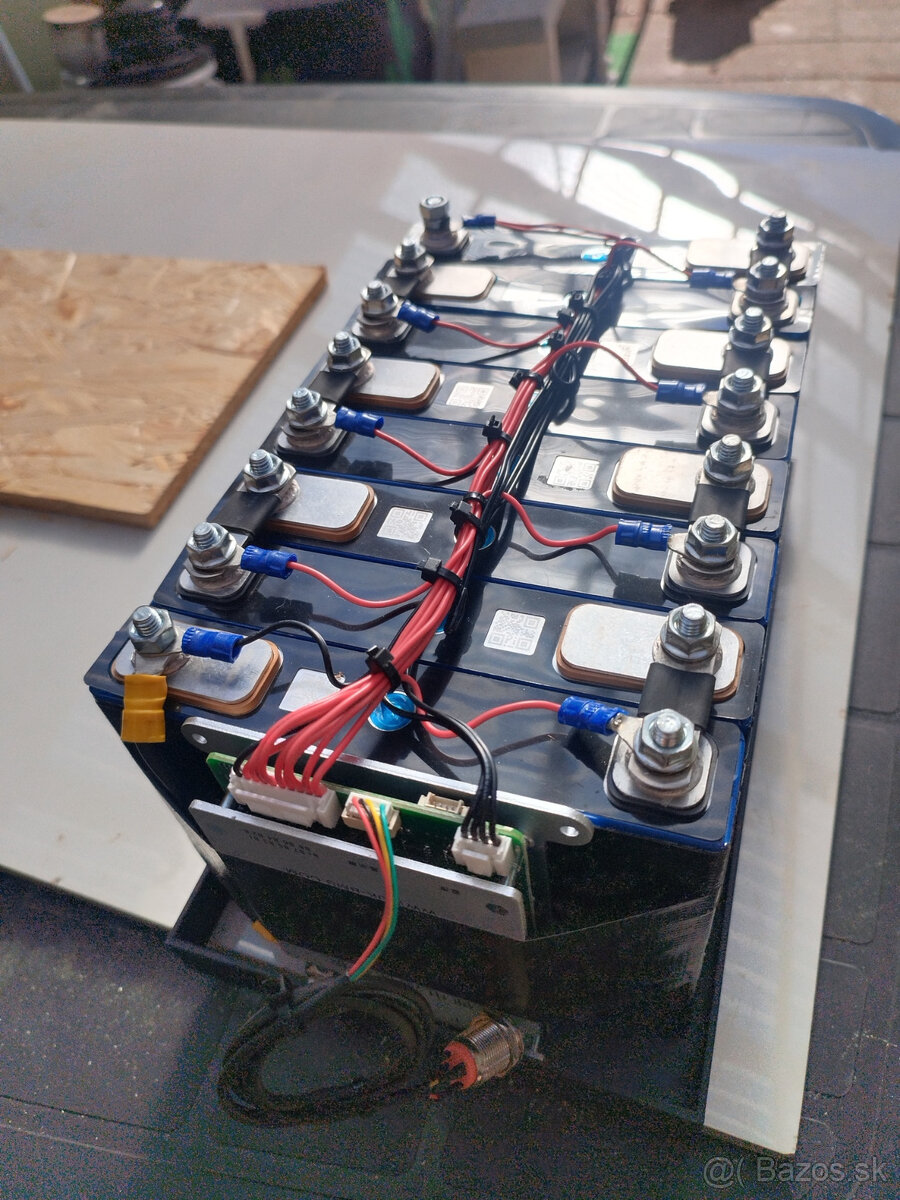 Lifepo4 batérie s JK BMS 24V