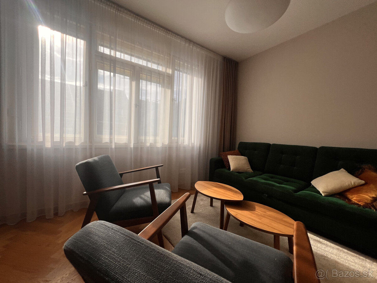 3-izbový byt na prenajom v centre Bratislavy - staré mesto