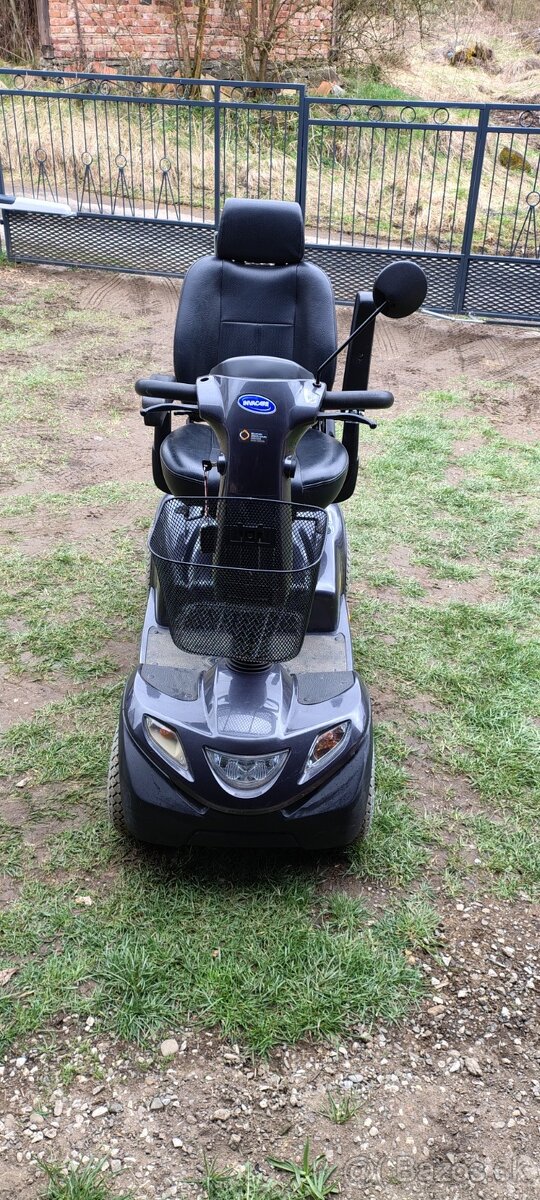 Elektrický skúter INVACARE