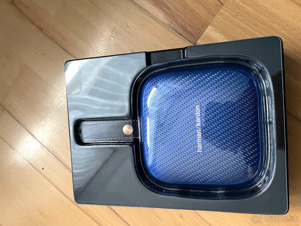 bluetooth reproduktor