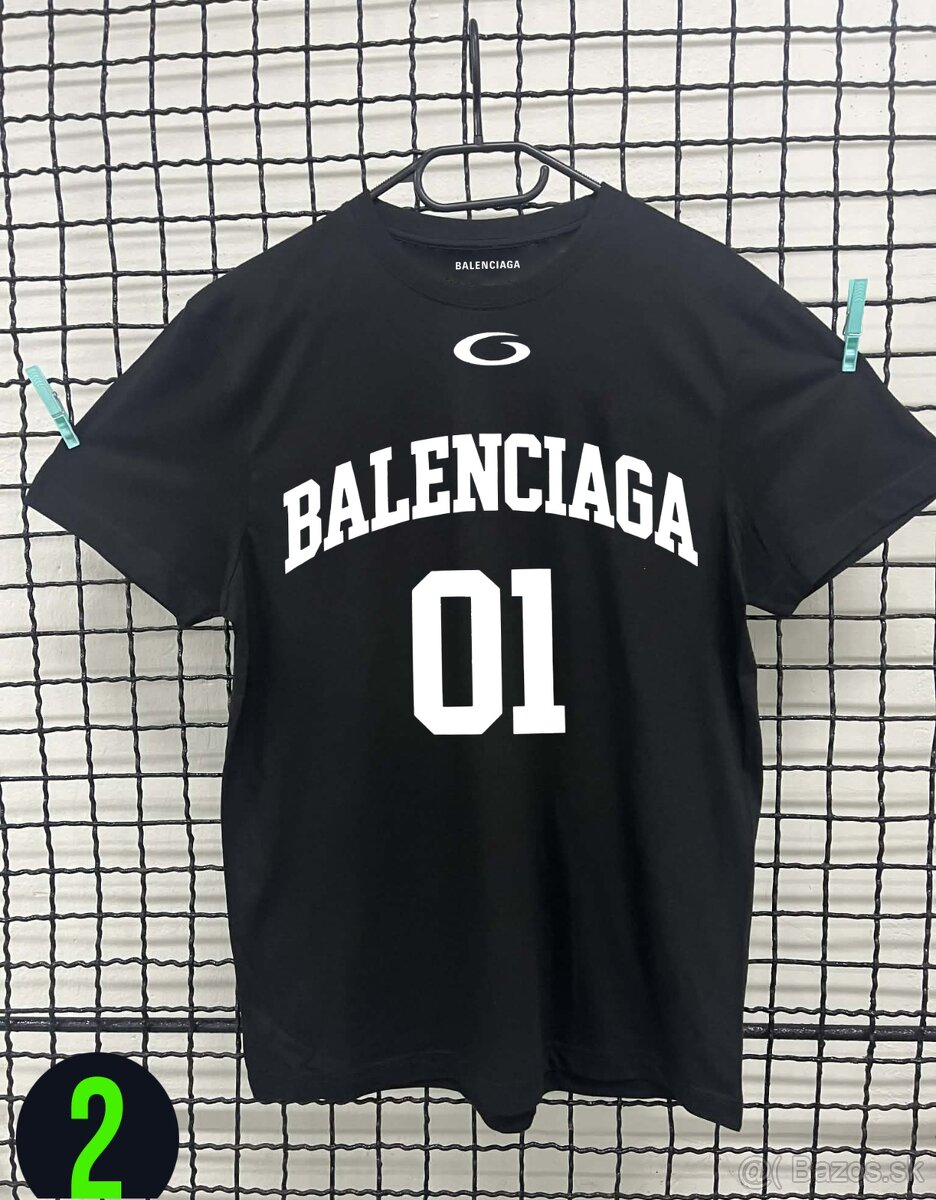 Balenciaga Trička