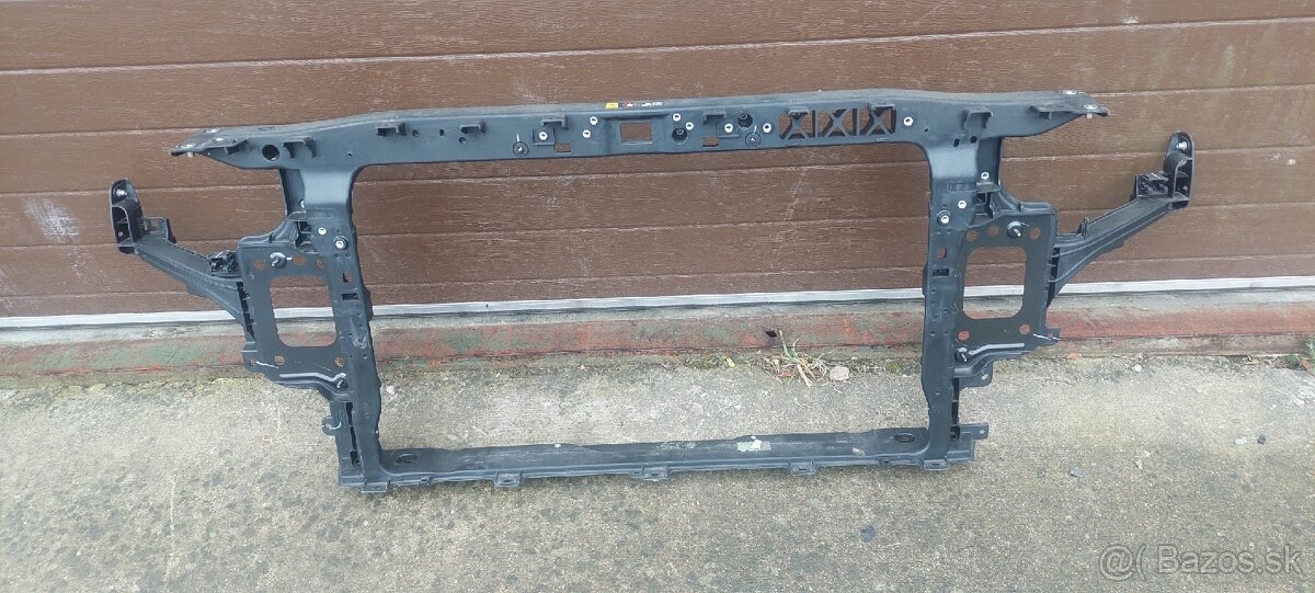 Hyundai i30 64101-g4000