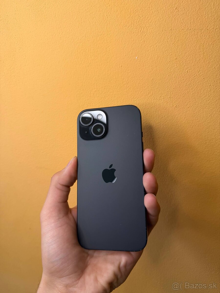 iPhone 15