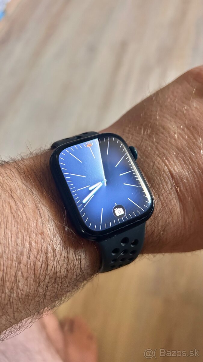 Apple watch 8