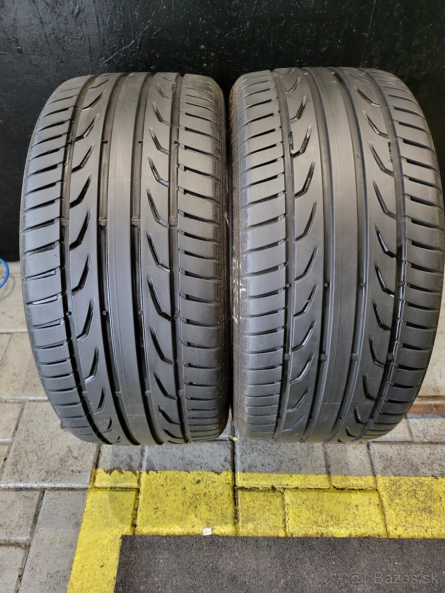 255/40 R19 Semperit letne pneumatiky