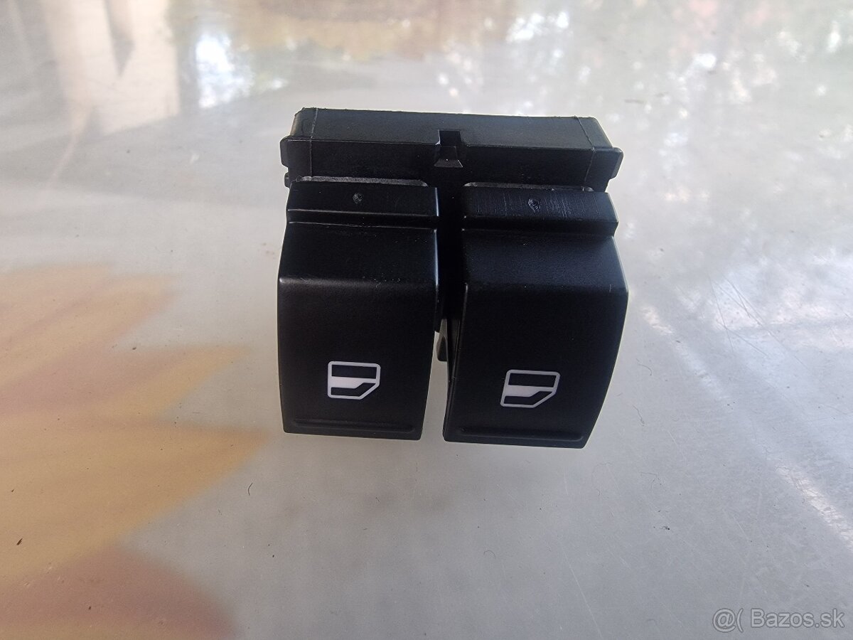 Spínač elektrického otvárania okien