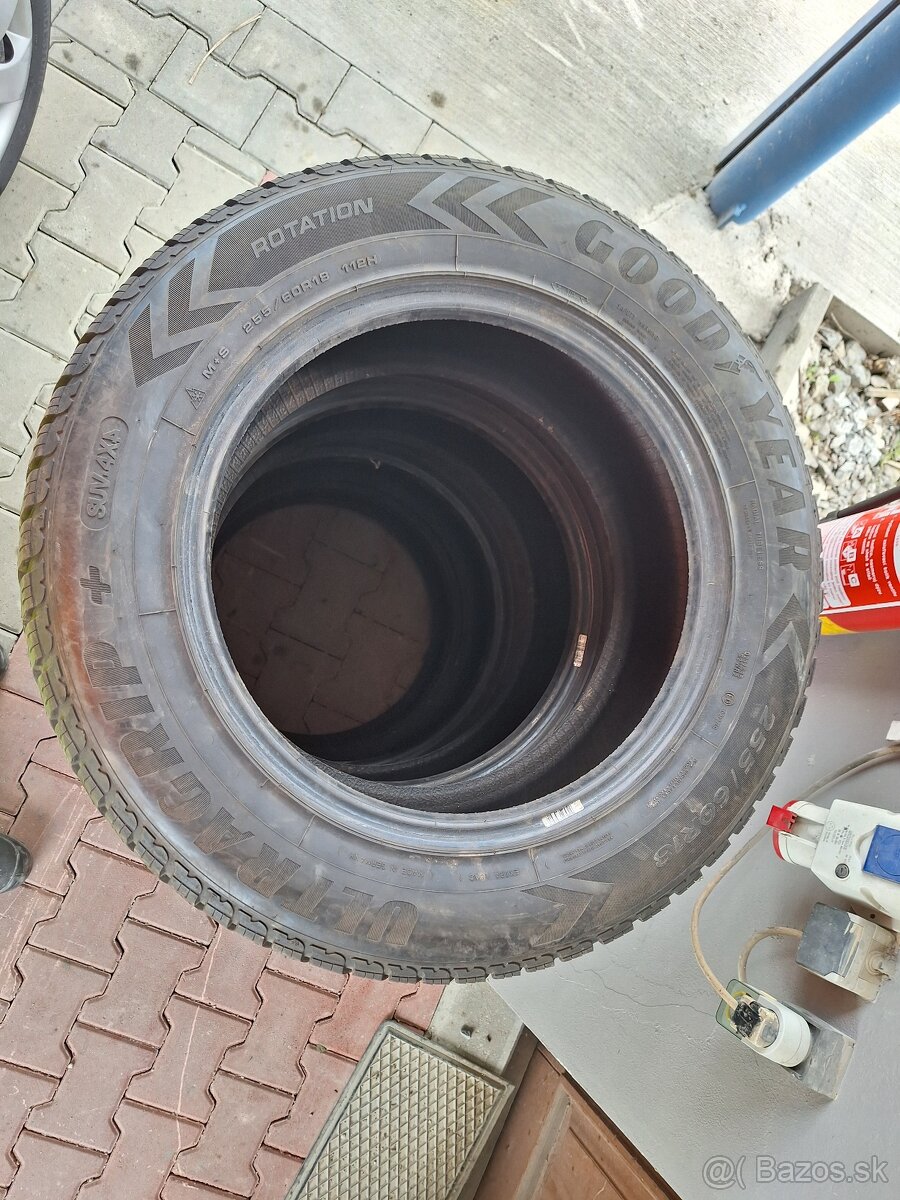 Zimné pneu Goodyear Ultragrip + SUV 4x4 255/60r18