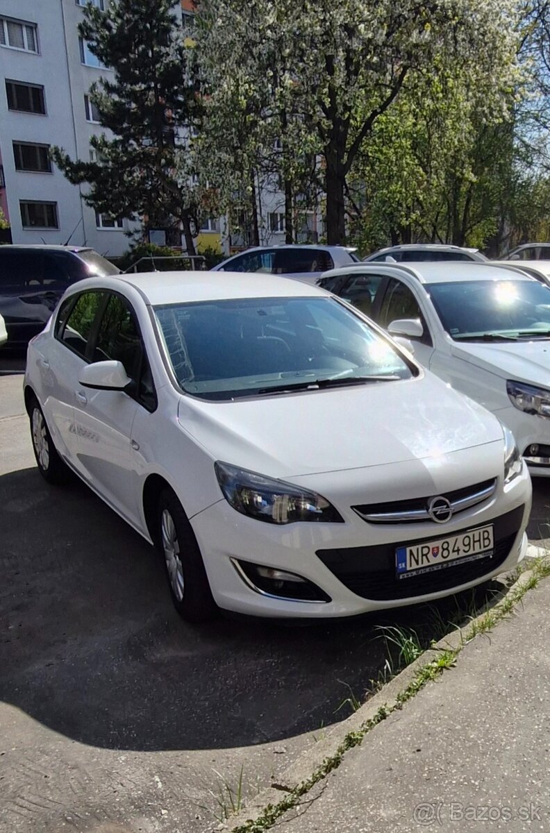 Opel Astra J