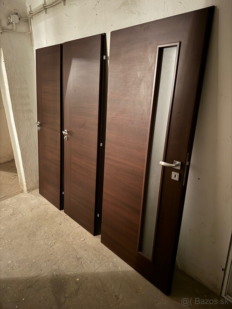 Interiérové dvere s rozmermi 60, 60, 80 cm