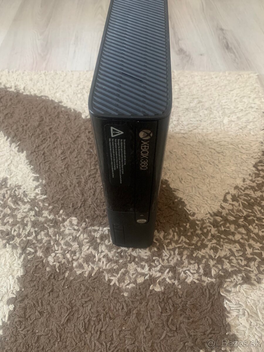 Xbox 360 E