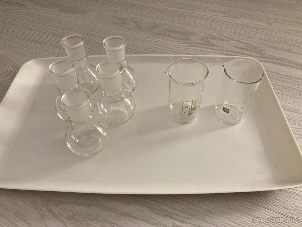 Laboratórne sklo - banky, kadičky