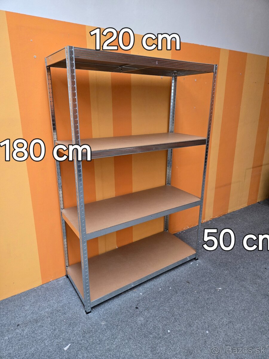 Kovový regál