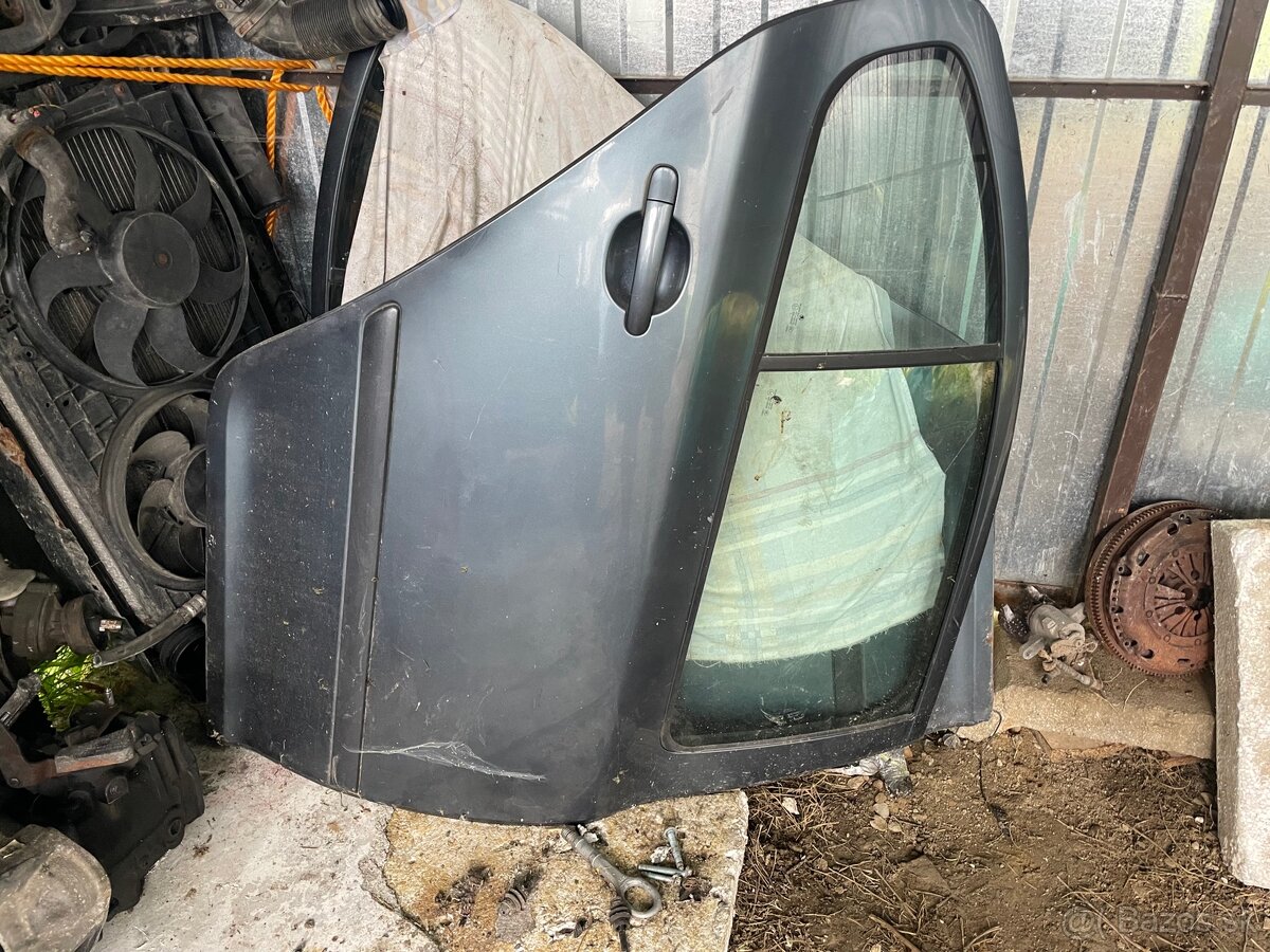 Zadné dvere Octavia 2