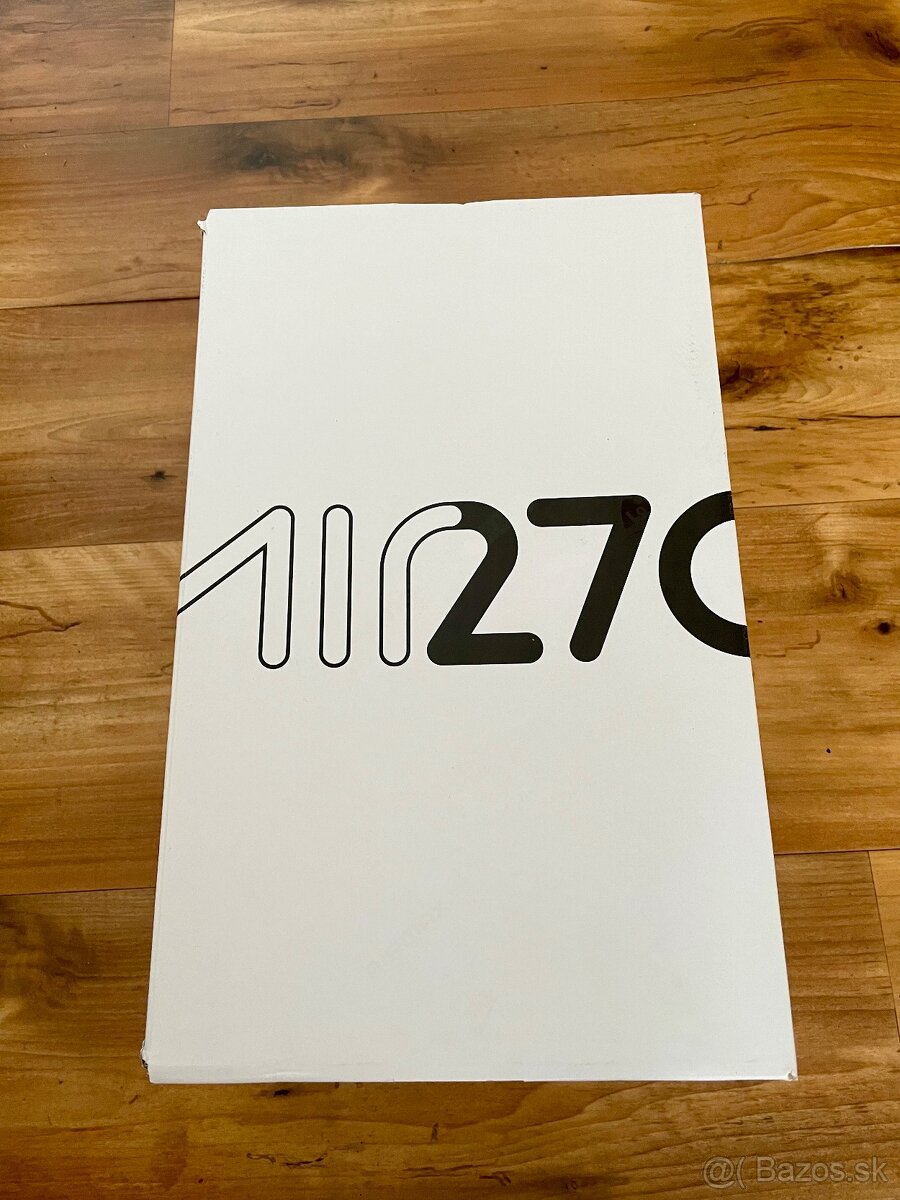 Nike Air Max 270