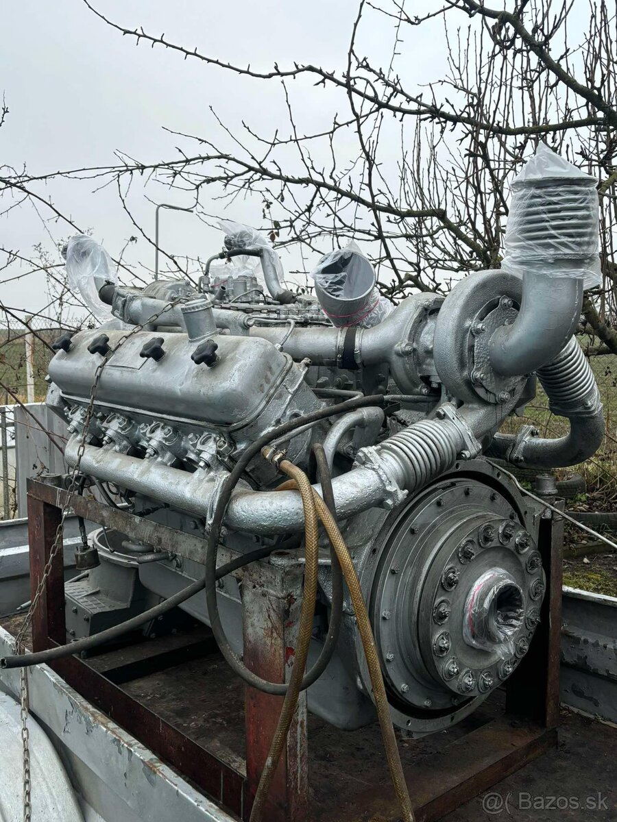 Motor na kirovec