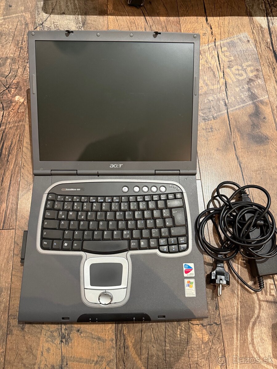TravelMate 663LMi