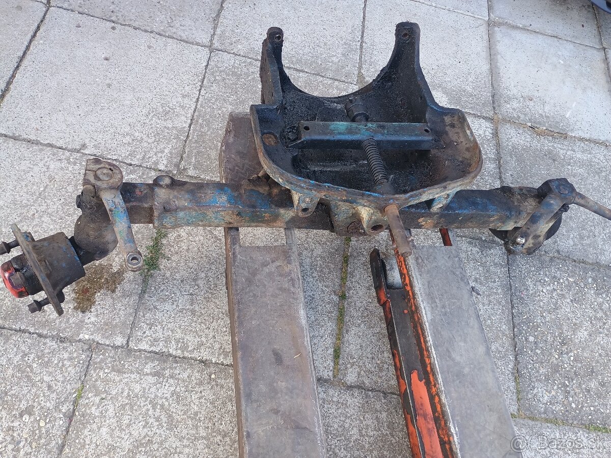 Zetor 25 ackova naprava