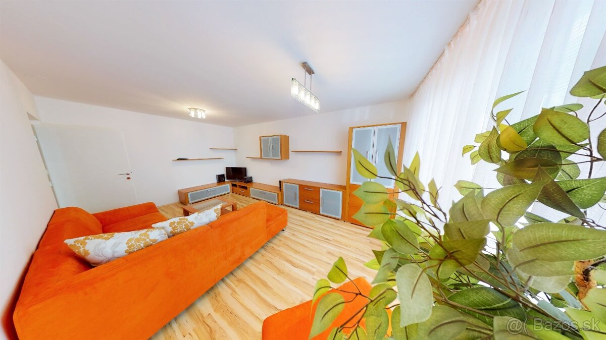 Zariadený 3 izb.byt s balkónom po rekonštrukcii ZÁPAD
