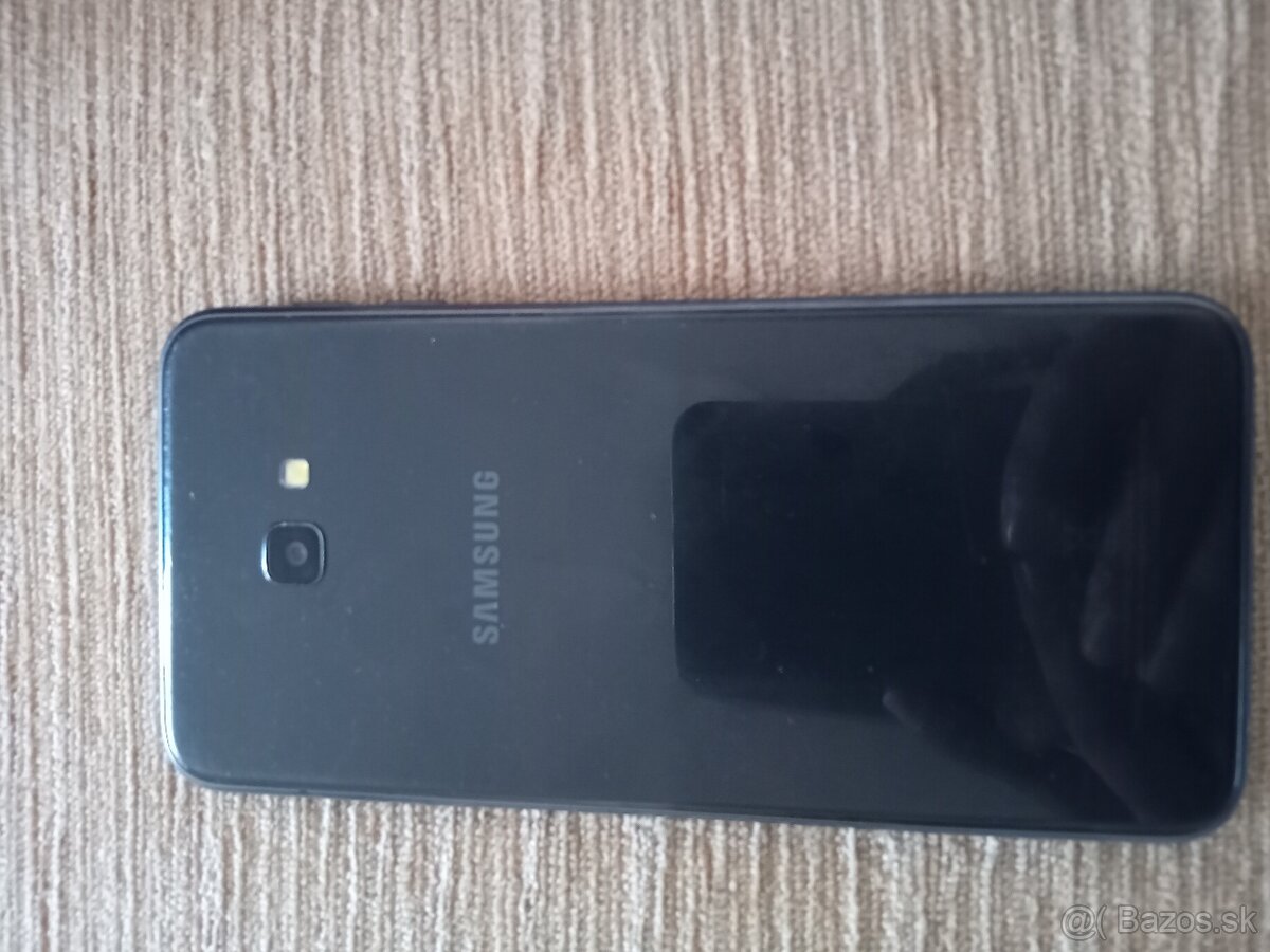 Predám Samsung Galaxy J4+ (2017) Telefón je v dobrom stave,