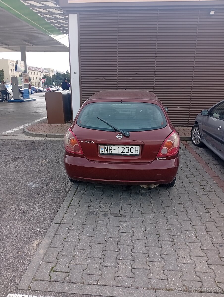 Nissan Almera