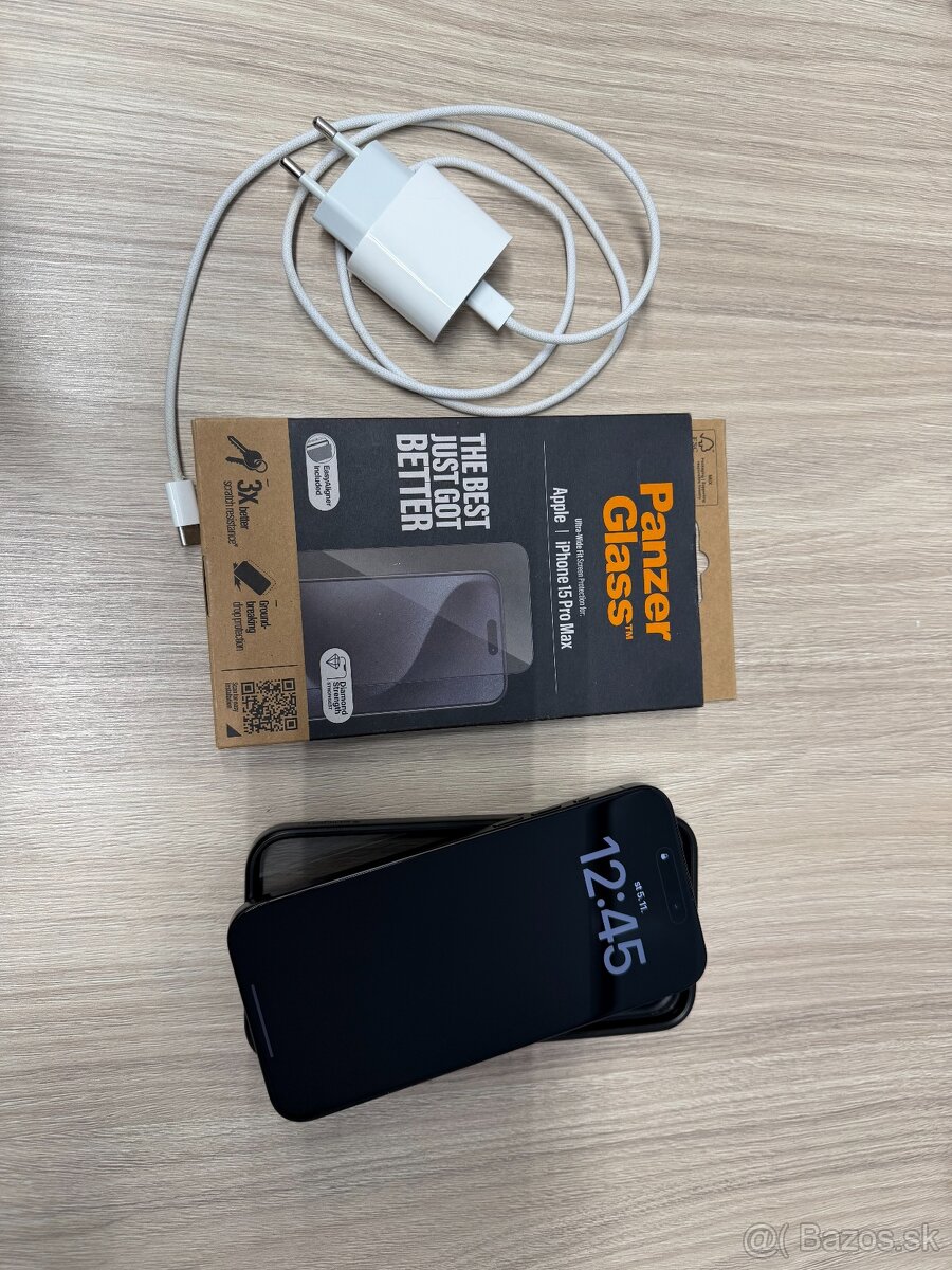 iPhone 15 Pro Max 256 GB Black Titanium