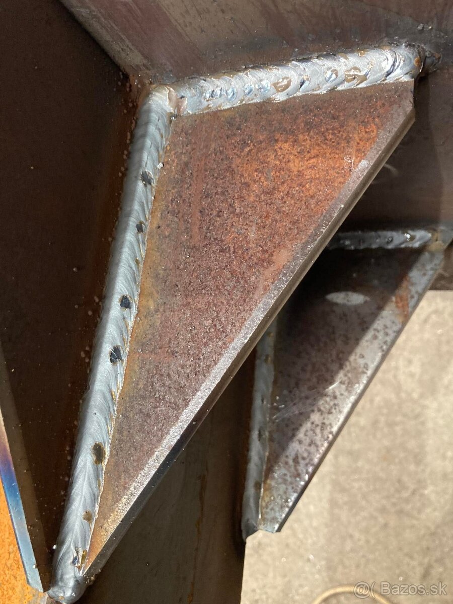 HĽADÁM  PRÁCU ZVÁRAČ CO2