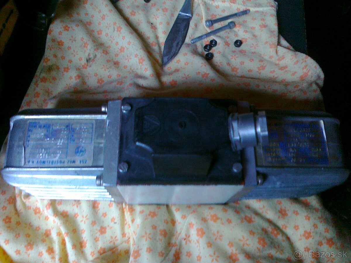 Hydraulické rozvádzače