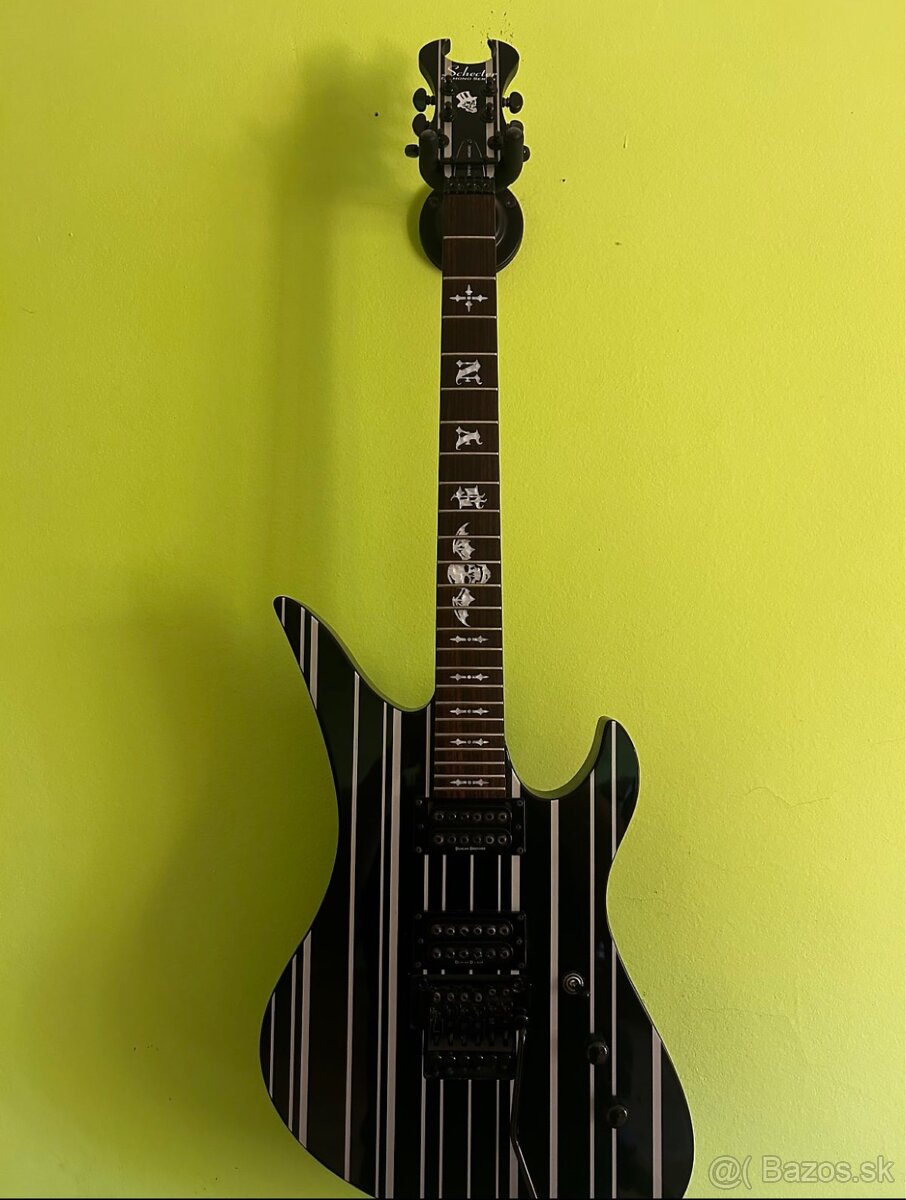 Schecter Synyster Gates Signature Synyster Standard