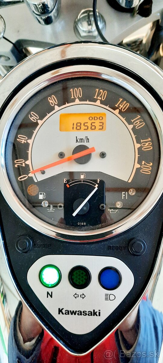 Kawasaki VN 900 Classic.
