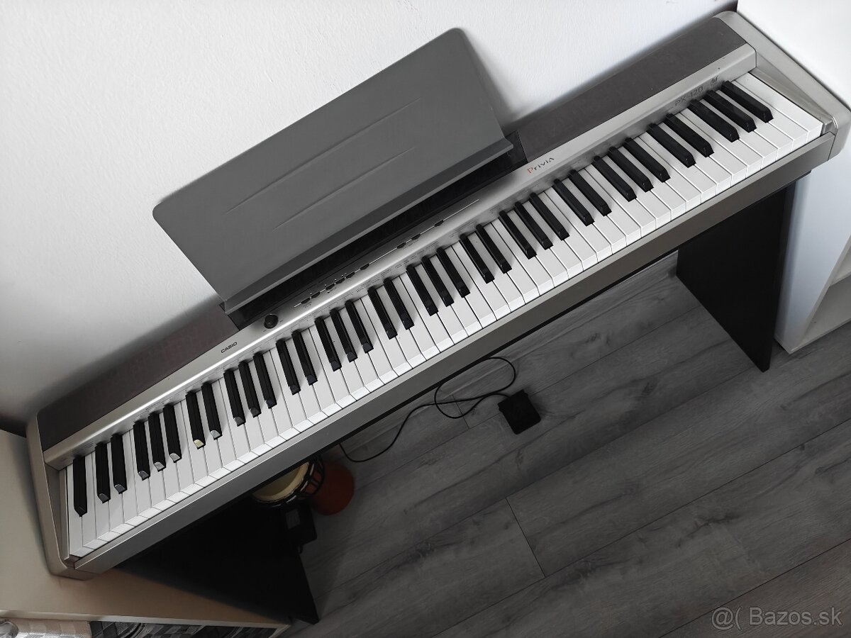 Elektrický klavír Casio PX 120 so stojanom