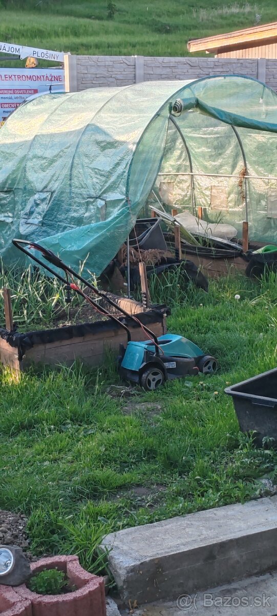 Elektricka kosacka Bosch