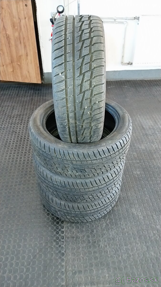 225/45r17 zimne