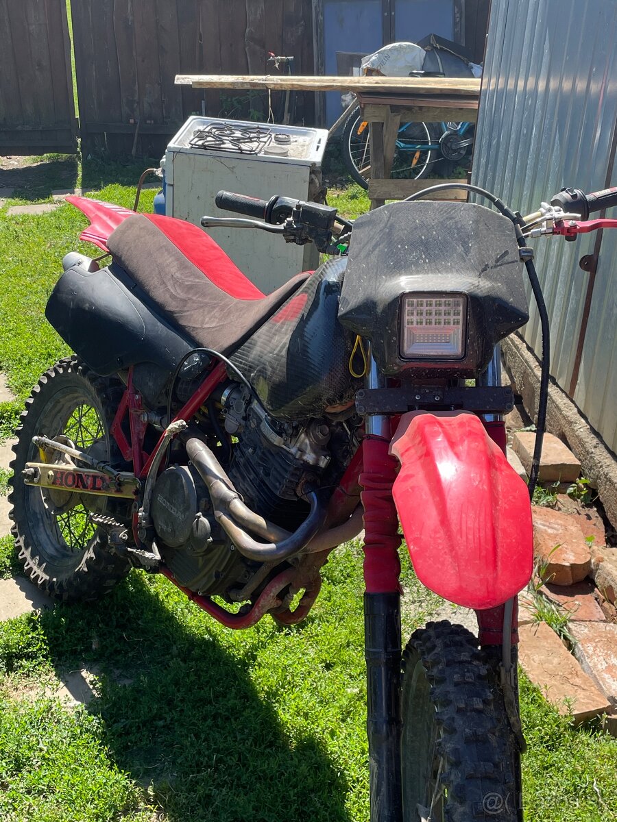Honda Xr600r