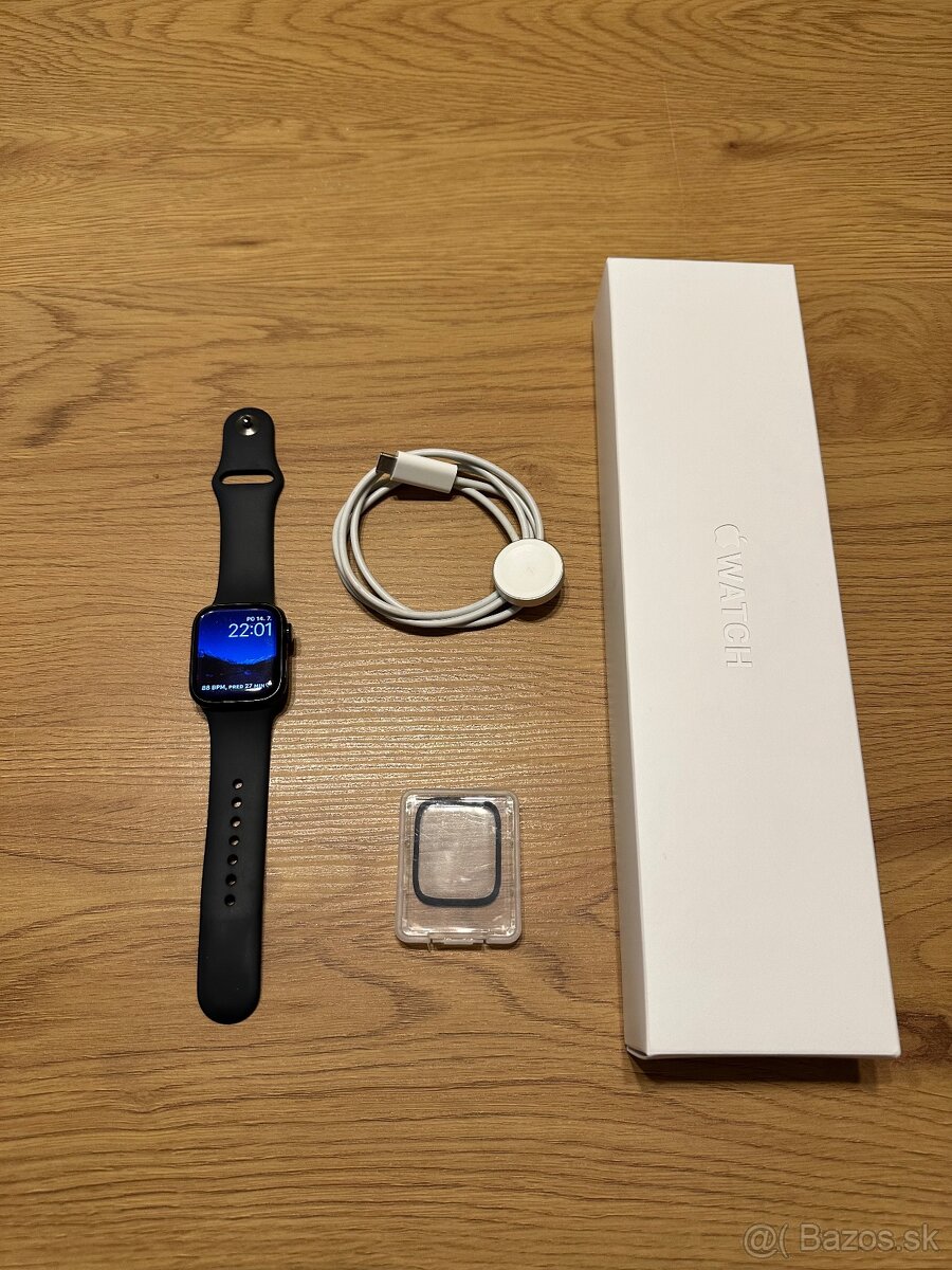 Apple Watch Series 7 (41mm) Midnight – komplet balenie