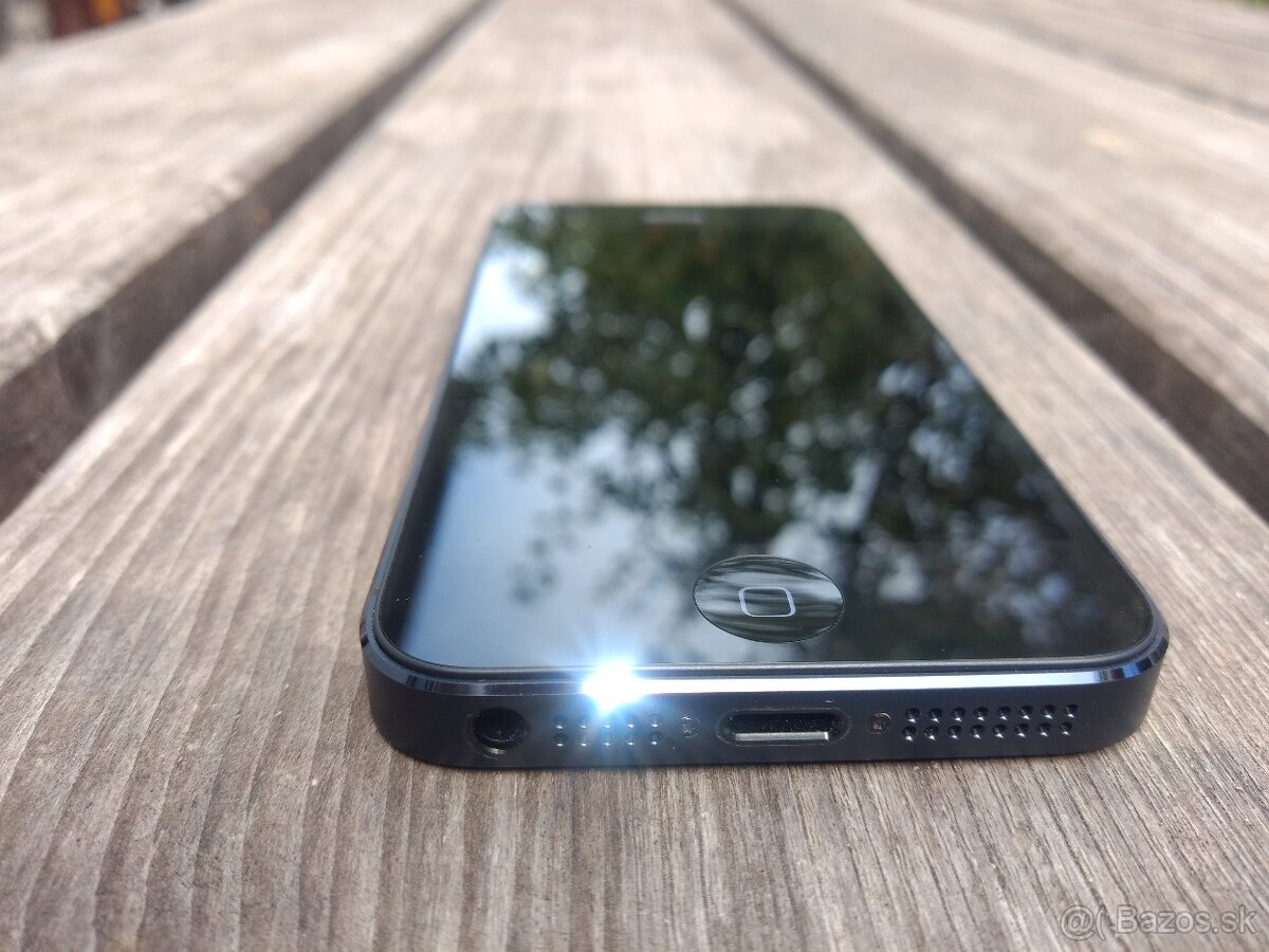 Apple iPhone 5