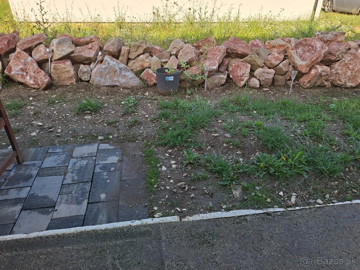 Darujem kamene