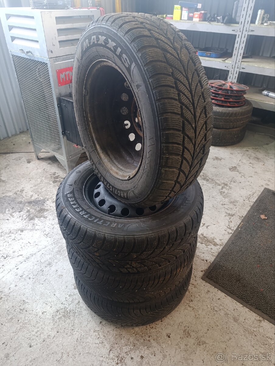 Sada plechových diskov Mercedes 5x112 ❄️