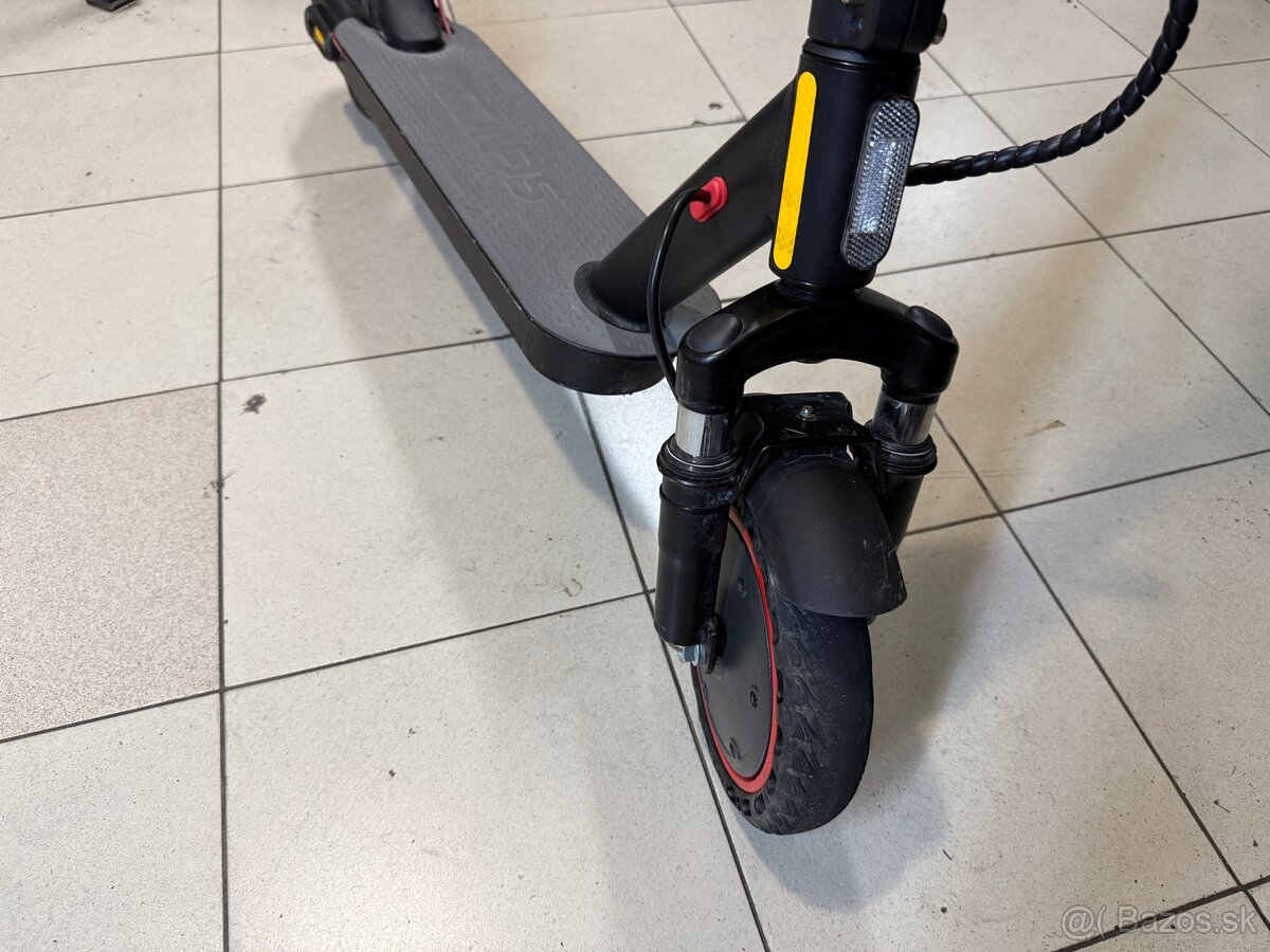 Sencor S30 elektrická kolobežka