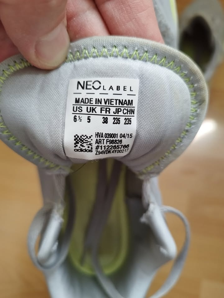 Adidas neo cloudfoam race