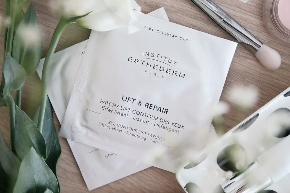 INSTITUT ESTHEDERM LIFT & REPAIR OČNÉ NÁPLASTE