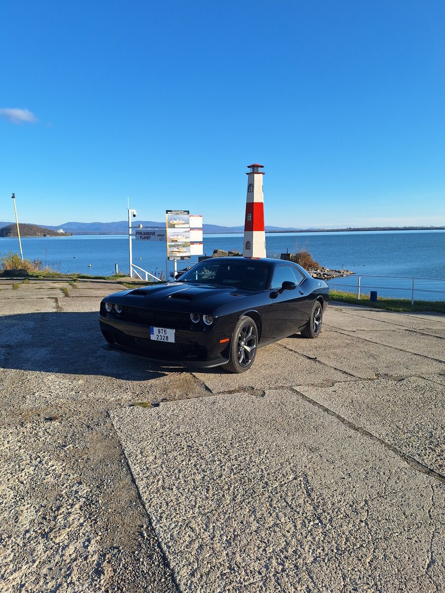 Dodge Challenger sxt plus 2017 3.6