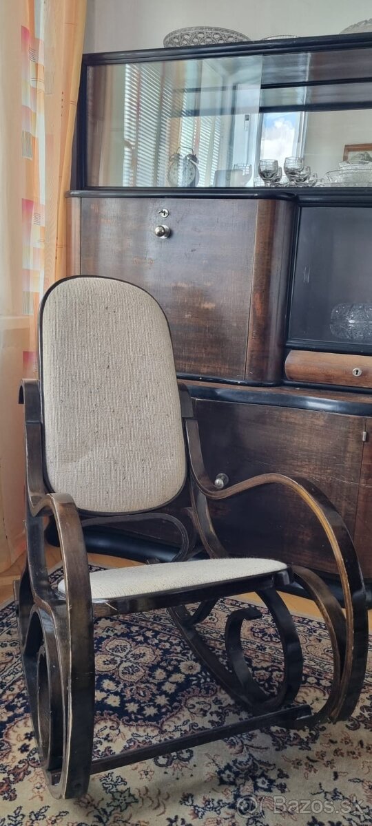Hojdacie kreslo, pravdepodobne tonet