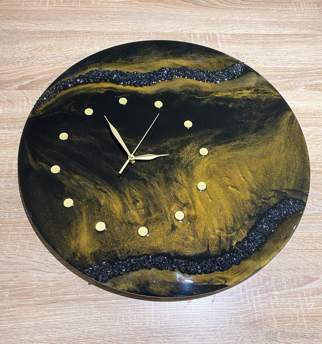 Luxusné epoxidové hodiny