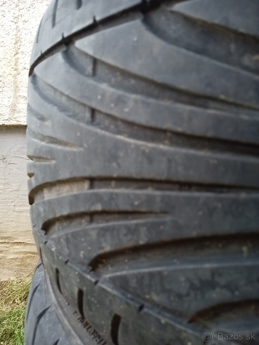 215 45 r17